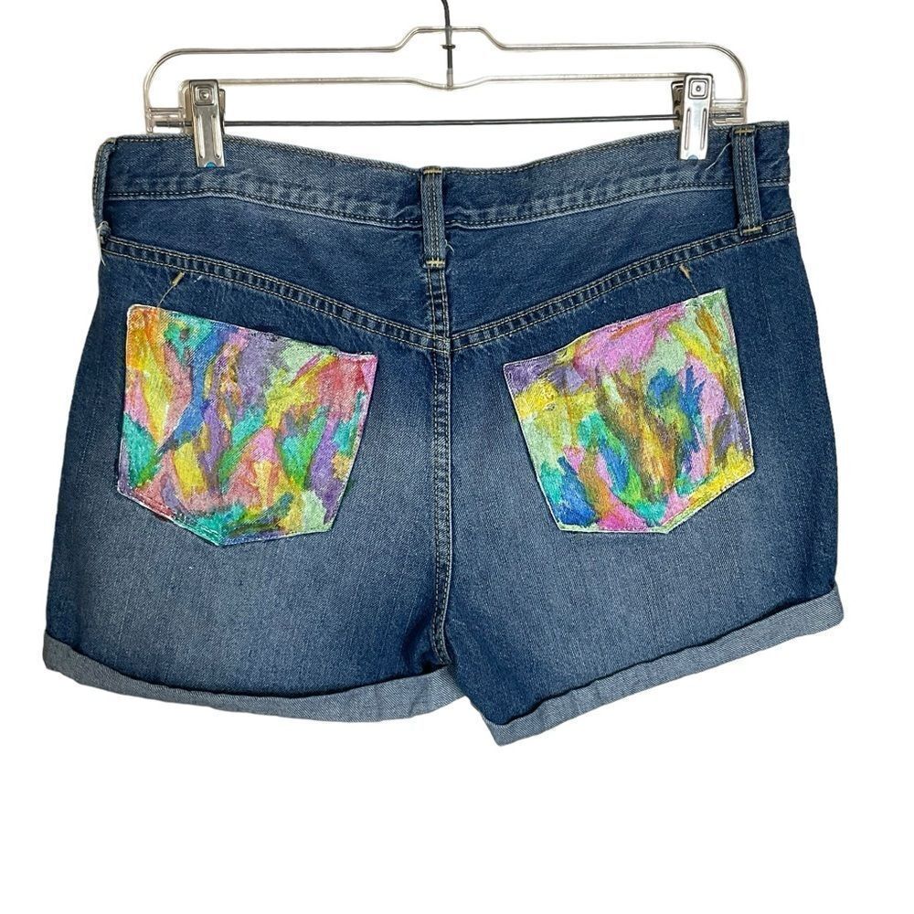 Upcycled Mossimo Women's Shorts Size 6 Bpyfriend Midi Handpainted Distressed